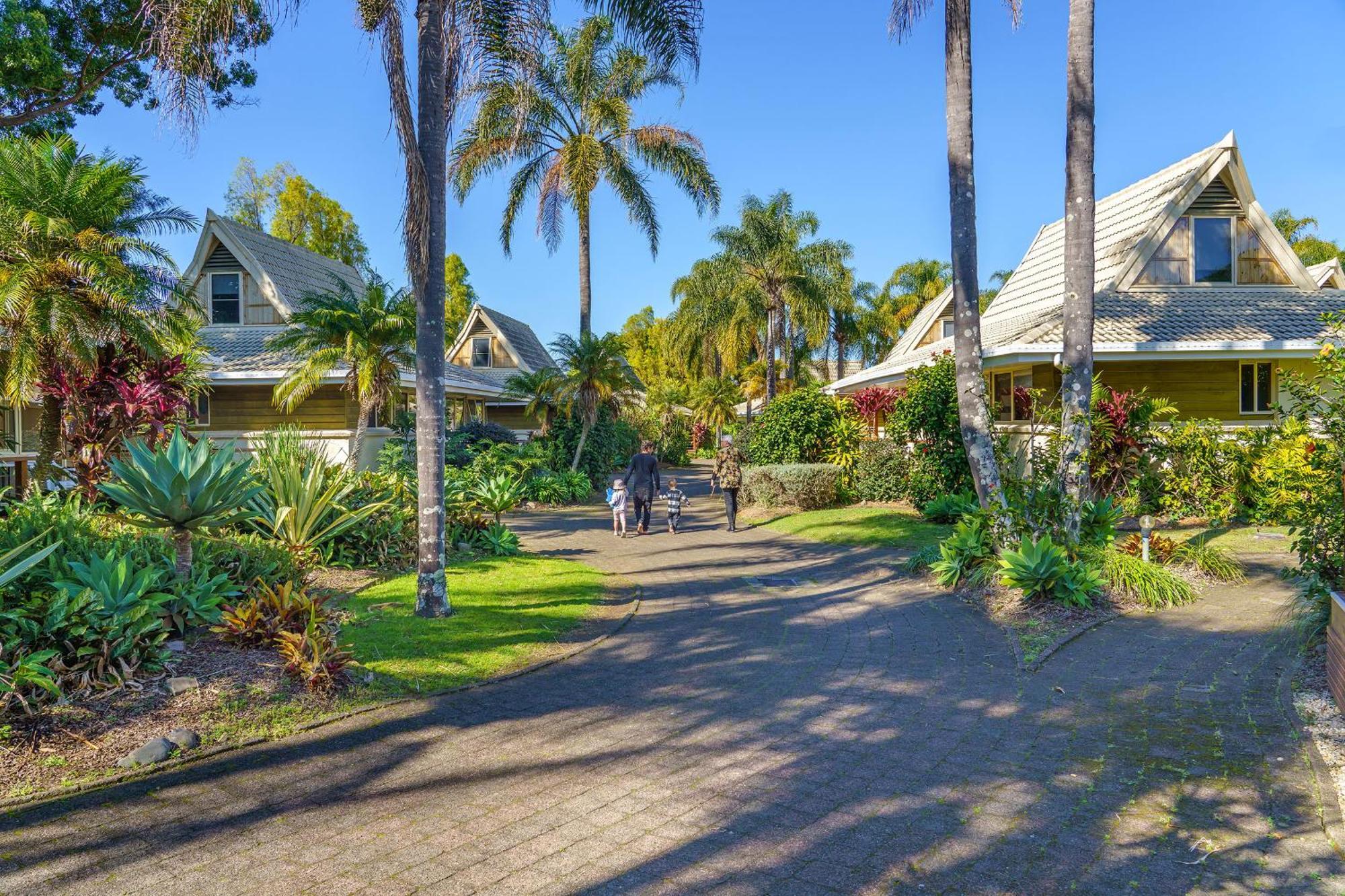 Ultiqa Village Resort Port Macquarie Bagian luar foto