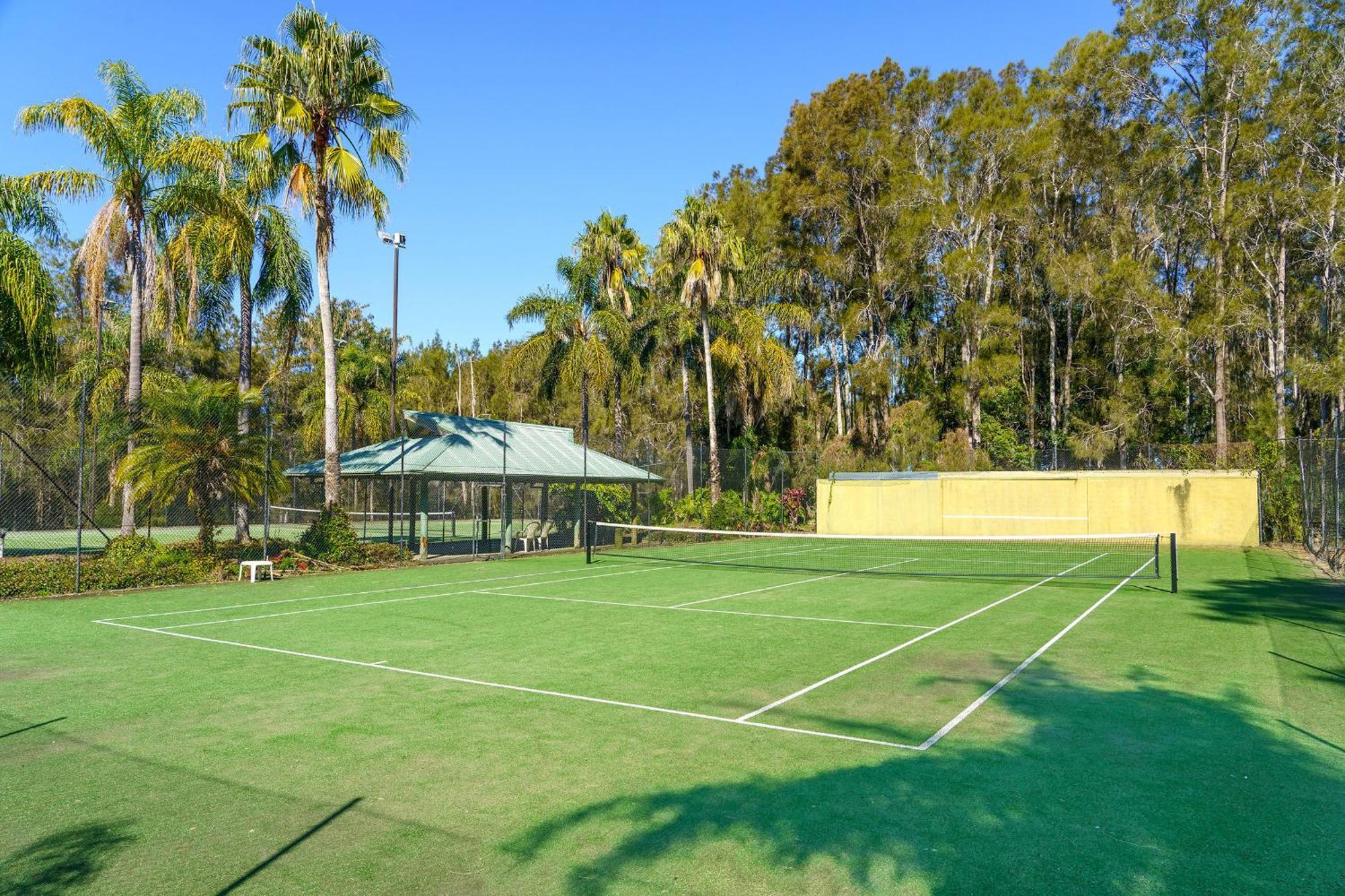 Ultiqa Village Resort Port Macquarie Bagian luar foto