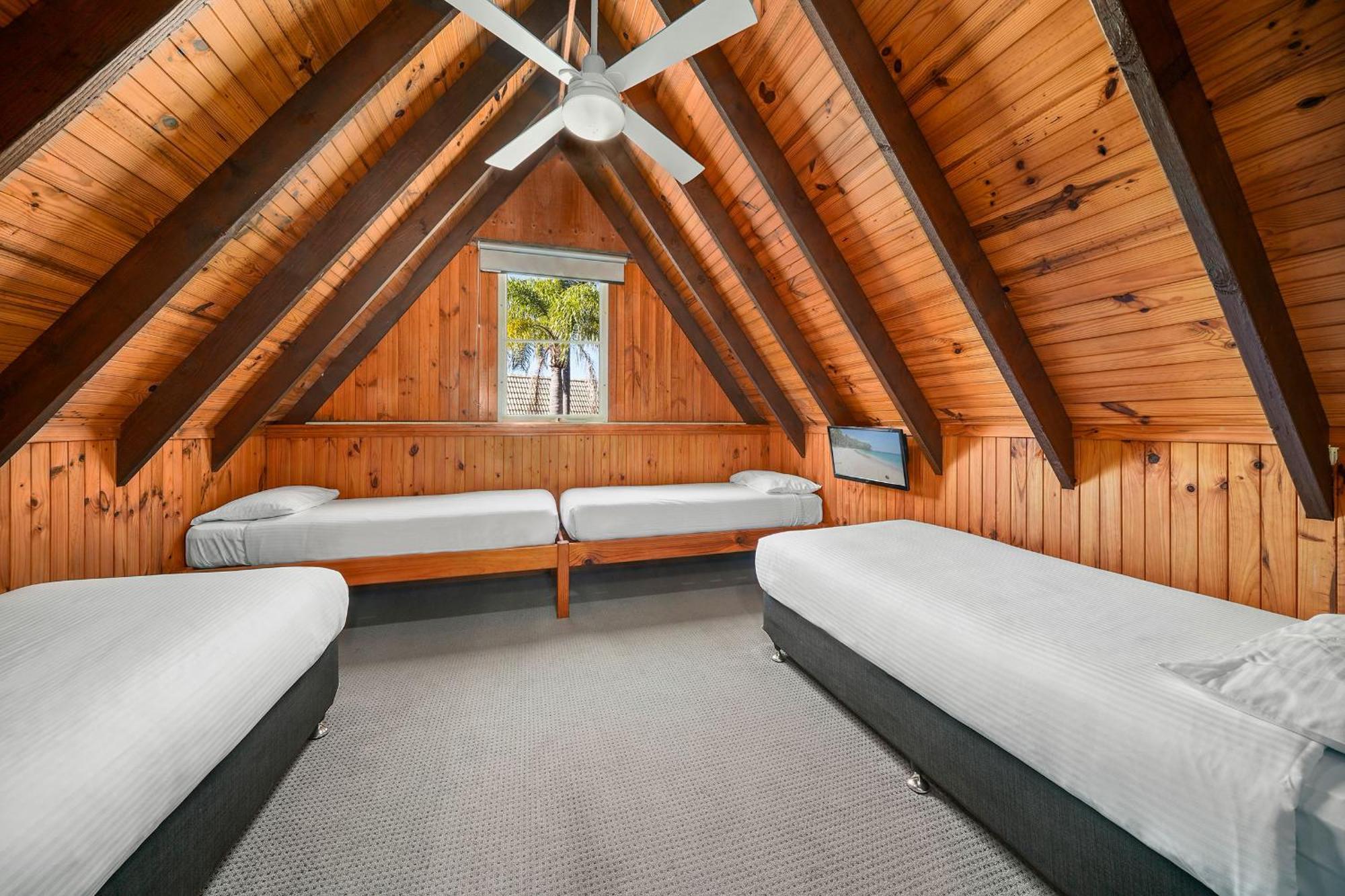 Ultiqa Village Resort Port Macquarie Bagian luar foto
