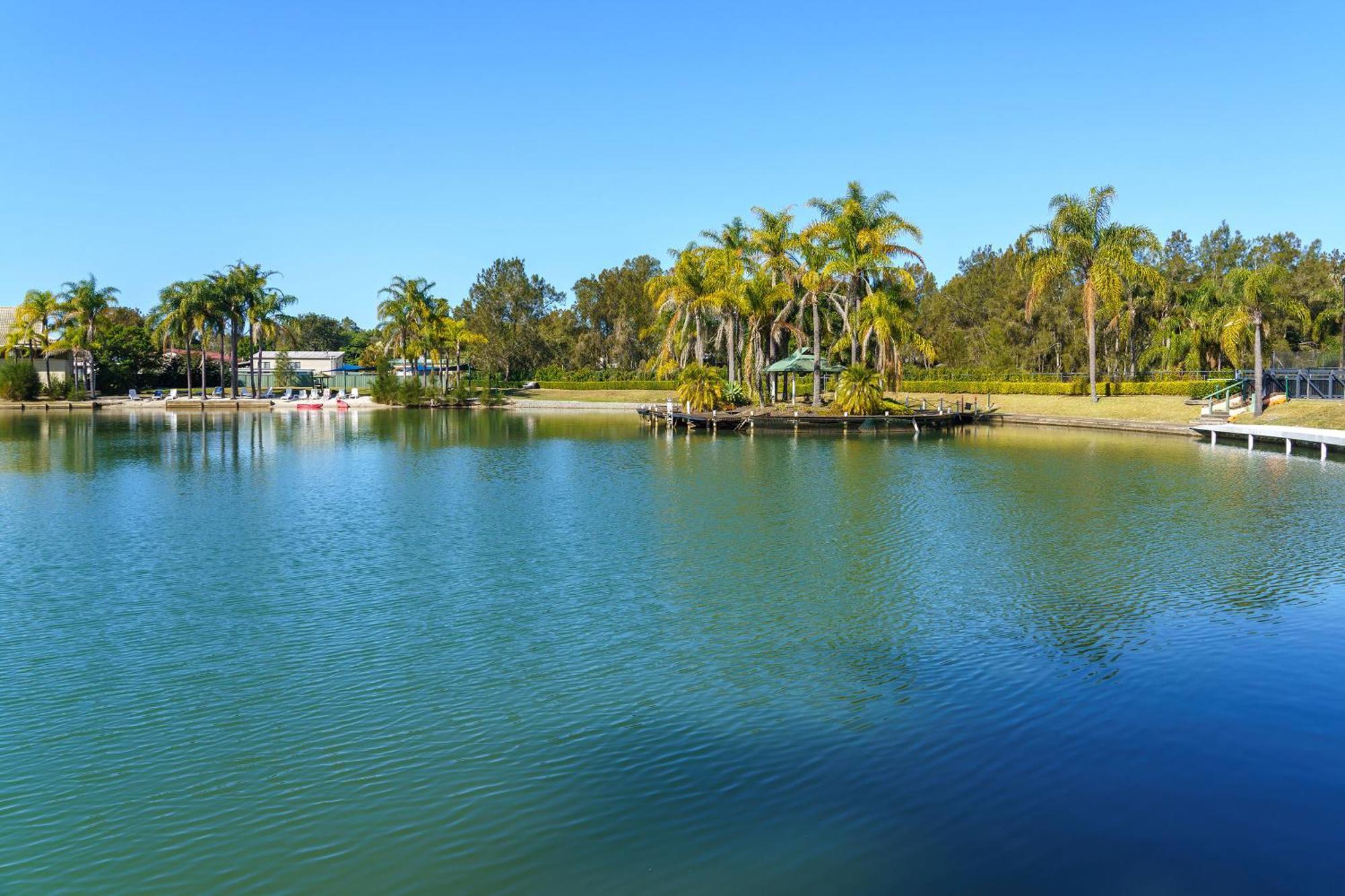 Ultiqa Village Resort Port Macquarie Bagian luar foto