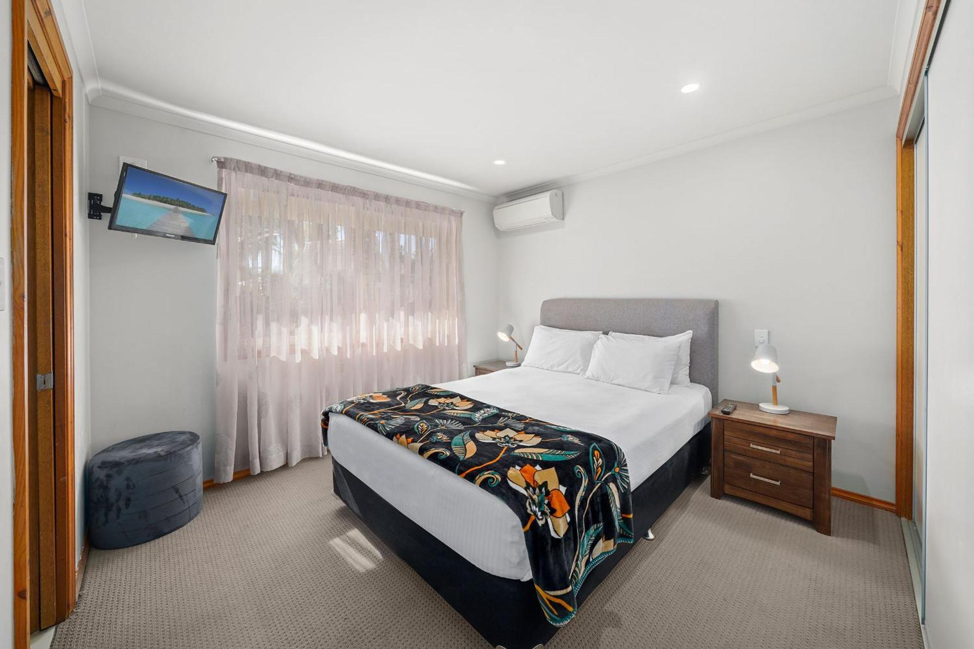 Ultiqa Village Resort Port Macquarie Bagian luar foto
